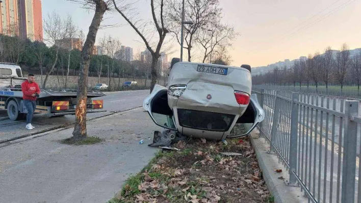 Otomobil motosiklete çarptı, yaralıya ilk müdahaleyi yoldan geçen hemşire yaptı