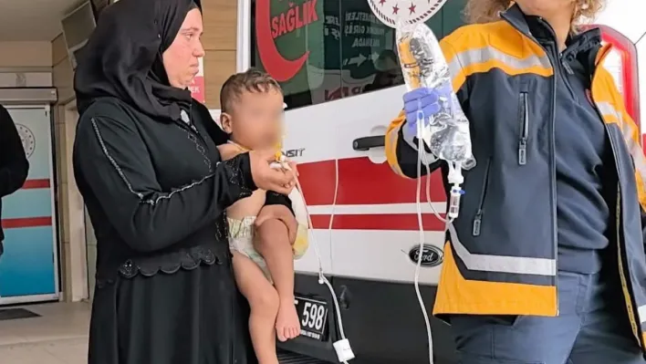 Oyun oynarken ateşe düşen çocuk ağır yaralandı