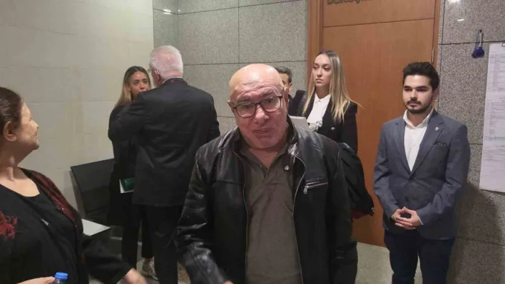 Oyuncu İlyas Salman'a 'Cumhurbaşkanına alenen hakaret' suçundan 11 ay 20 gün hapis cezası