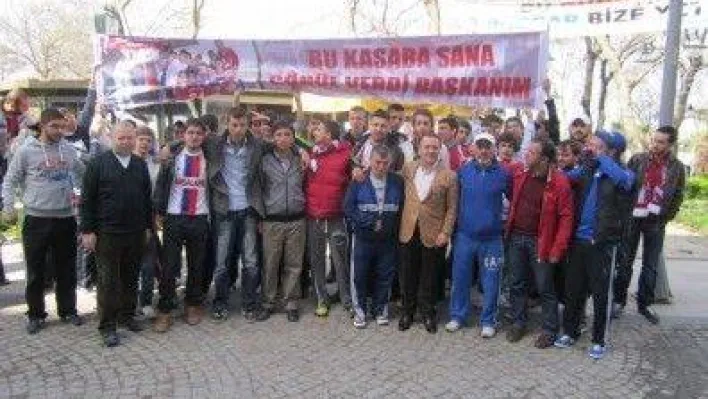 Özcan Işıklar, Kasaba Taraftar Grubuyla kahvaltıdaydı...