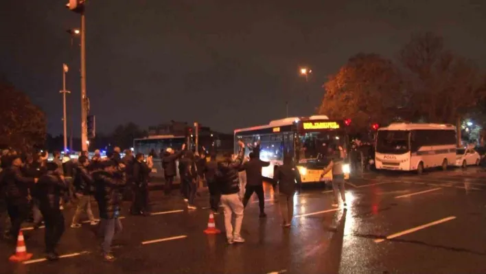 Özel halk otobüsü esnafından Saraçhane'de İBB'ye protesto