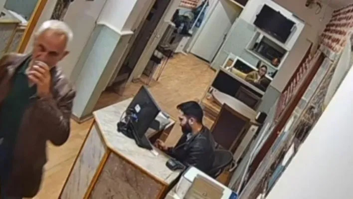 Özgür Özel'e saldıran faile belediye 8 bin liralık market kartı vermiş