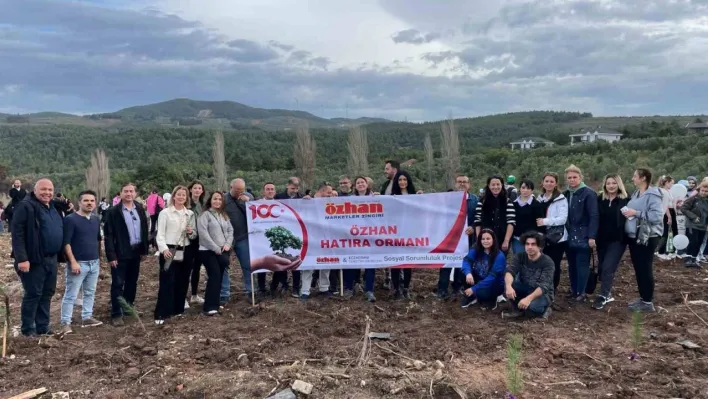 Özhan Market 'Daha yeşil bir dünya' için fidan dikti