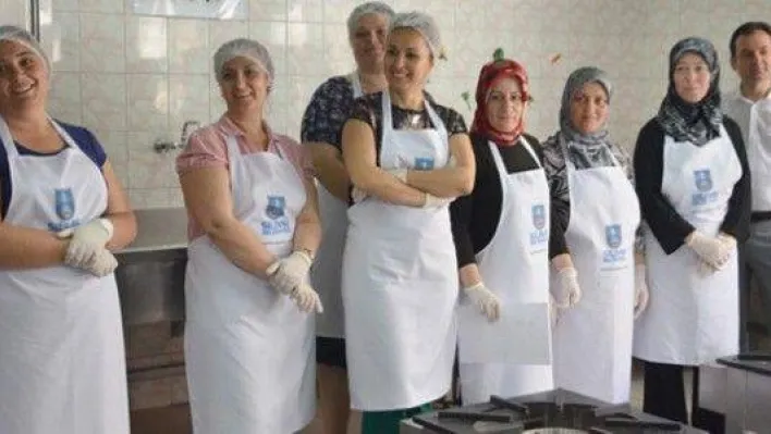 Pastacılık ve Türk Yemekleri Kursu Başladı