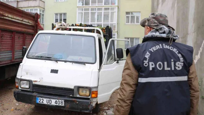 Pazarcı esnafının kamyonetlerinin akülerini tam 11 kez çaldılar