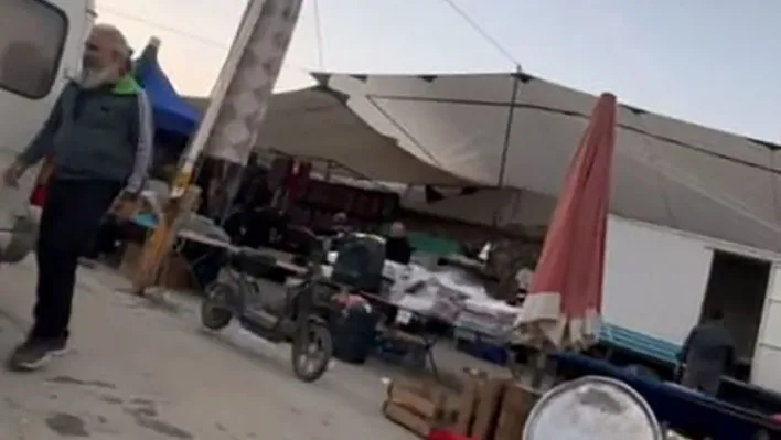 Pazarda uyuşturucu satarken yakalandı