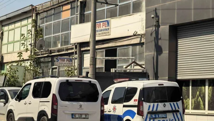 Pencereyi beğenmeyen müşteri iş yerini kurşunladı