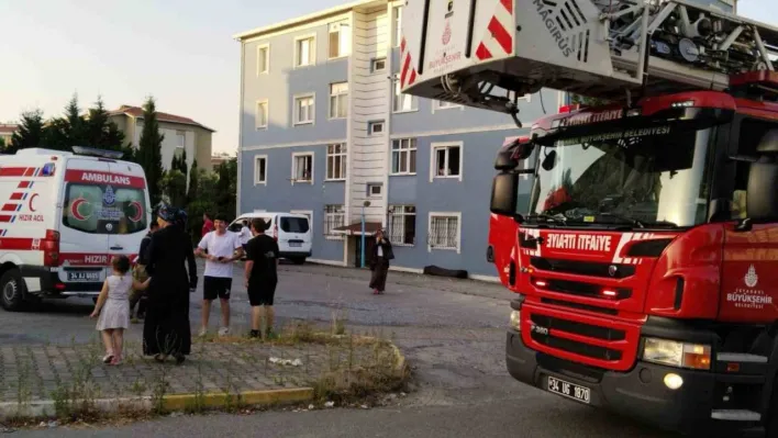 Pendik'te iki sevgili oturdukları evi yaktı