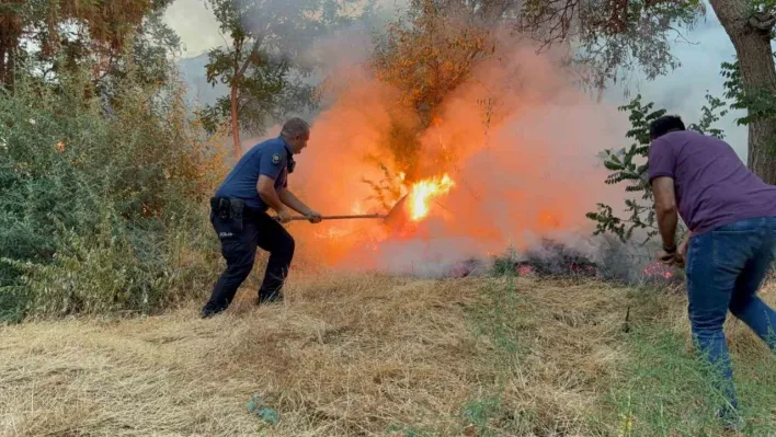 Polatlı'da otluk alanda çıkan yangın söndürüldü