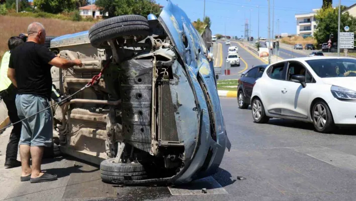 Polis kontrol noktası karşısında otomobil devrildi: 1 yaralı