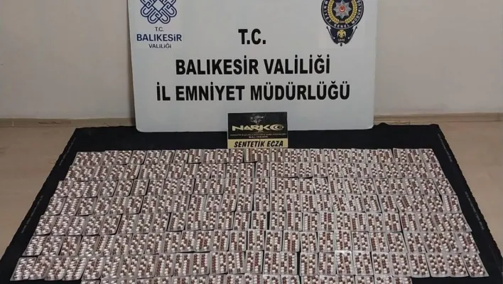 Polisten 2 şahsa uyuşturucu operasyonu