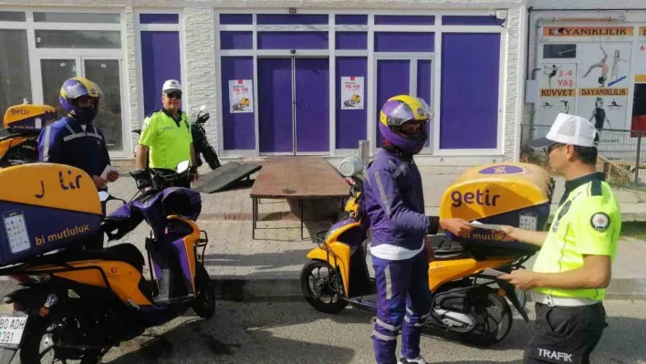 Polisten kask çalışması