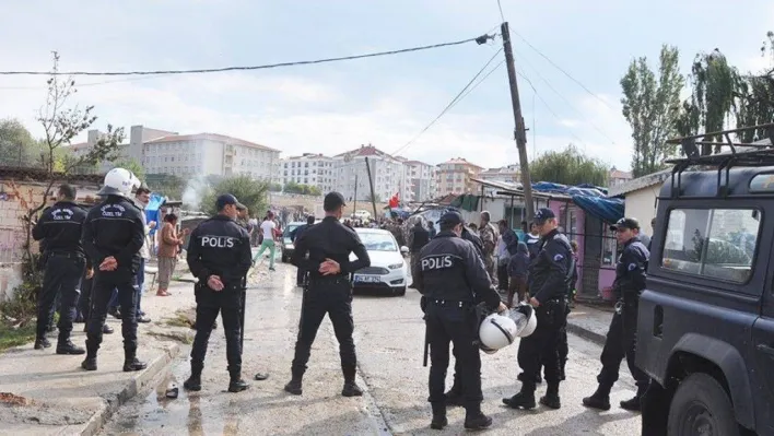 Polisten şafak operasyonu