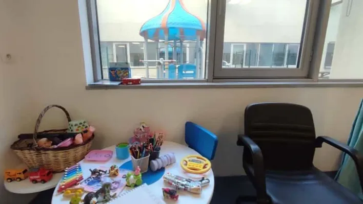 Prof. Dr. Esra Çöp: 'Çocuklar ve ergenler, yapay zeka teknolojilerinden en çok etkilenenler arasında yer alıyor'