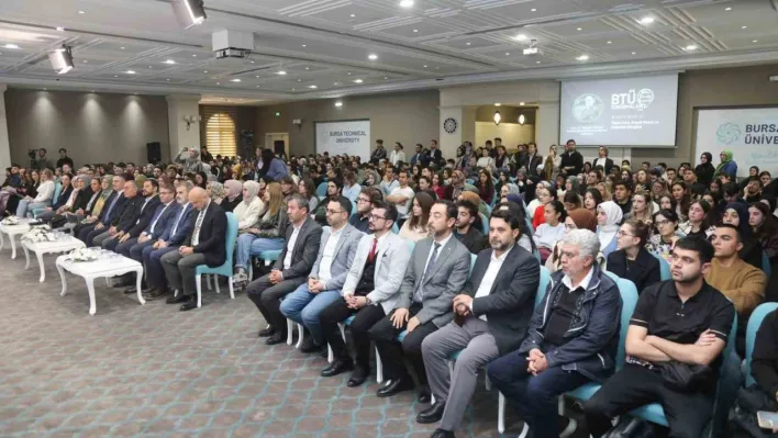 Prof. Dr. Nevzat Tarhan: 'Dijital bağımlılık yeni neslin en büyük tehdidi'