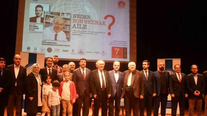 Prof. Dr. Nevzat Tarhan, SAÜ'de ailenin önemini vurguladı