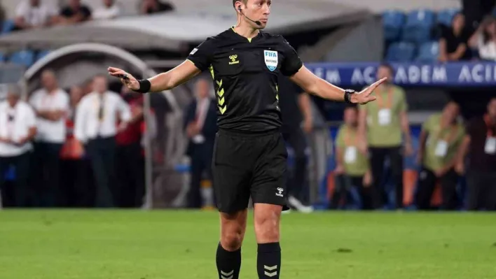 Profesyonel Futbol Disiplin Kurulu: 'Üst Klasman Hakemi Zorbay Küçük hakkında bahis eylemi nedeniyle FDT'nin 57. maddesi uyarınca incelemenin devamına karar verilmiştir.'