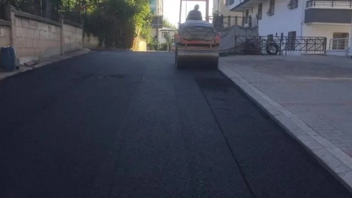 Pursaklar'da kış öncesi yol yenileme seferberliği