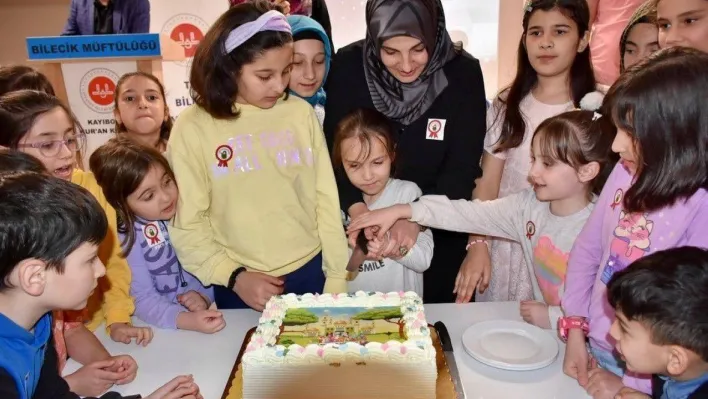 Ramazan atölyesinde bayramda minikler bir araya geldi