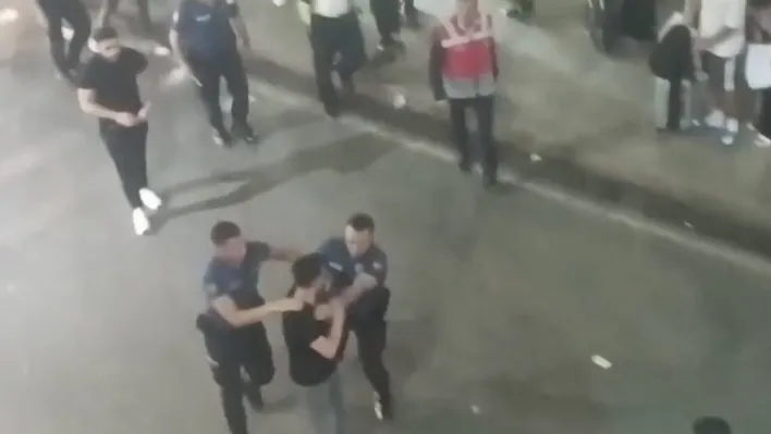 Sabiha Gökçen Havalimanı'nda yol verme kavgası
