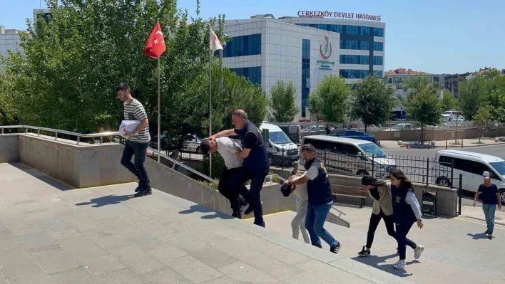 Sahte basın kartıyla dolandırıcılığa 3 gözaltı