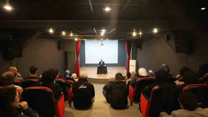 Sakarya Büyükşehir Akademi'de dersler yoğun katılımla başladı