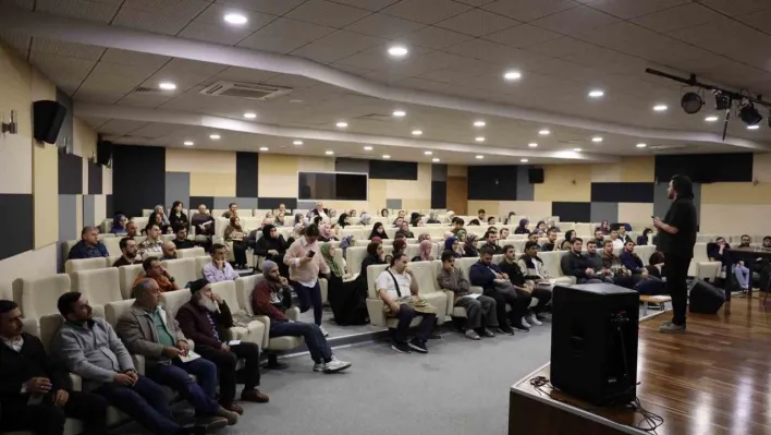 Sakarya Büyükşehir Akademi'de Kelam Atölyesi yoğun katılımla başladı