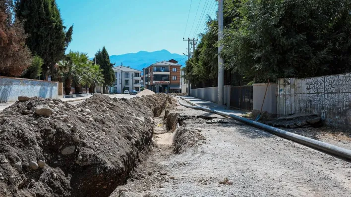 Sakarya Büyükşehir Belediyesi güçlü altyapı çalışmalarını Akyazı ile buluşturdu