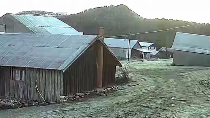 Sakarya'da mevsimin ilk karı yağdı