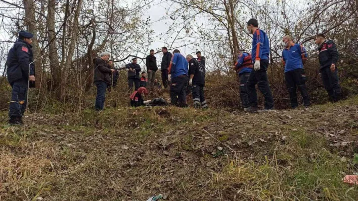 Sakarya Nehri'nde kadın cesedi bulundu