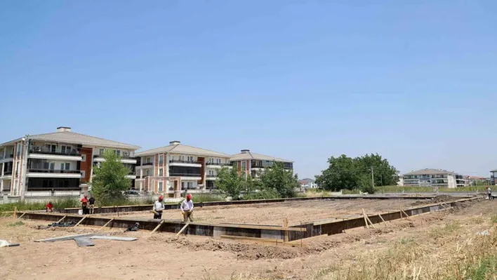 Sakarya'nın dört bir yanına spor tesisleri inşa ediliyor