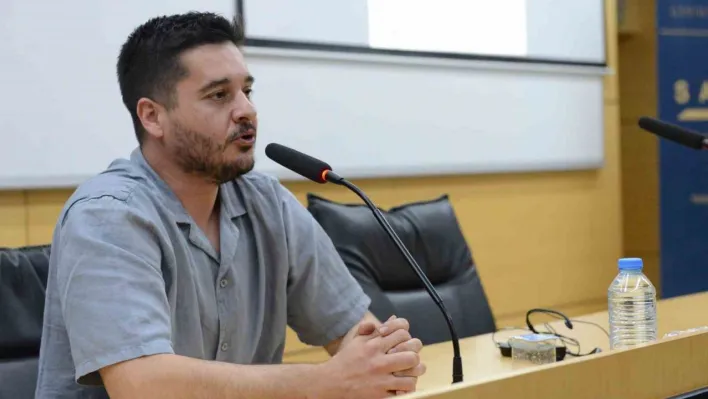 Sakarya Üniversitesi'nde 'Spor Çevirmenliği' konuşuldu