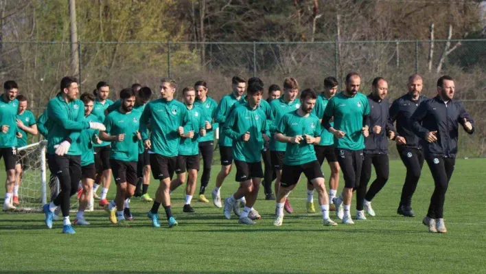 Sakaryaspor: 'TFF'den ivedilikle Altay-Sakaryaspor maçının VAR kayıtlarını açıklamasını talep ediyoruz'