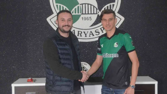 Sakaryaspor, Mehmet Akyüz'ü kadrosuna kattı