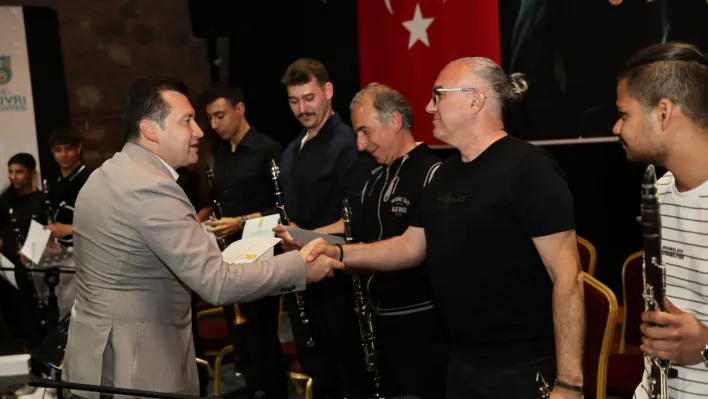 Sanatın ve Emeğin Buluştuğu Gece: Dönem Sonu Etkinlikleri Başladı