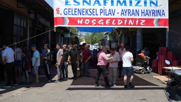 Sanayi esnaflarından 16. geleneksel hayır yemeği