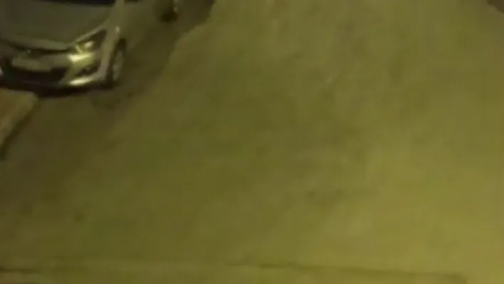 Sancaktepe'de 3 kişinin öldüğü silahlı kavganın görüntüleri ortaya çıktı