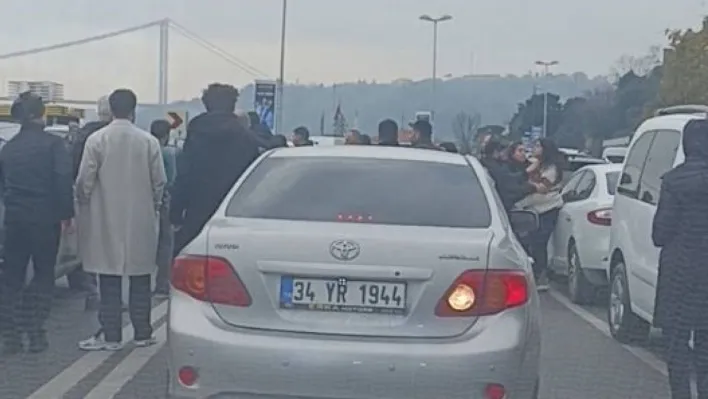 Sarıyer'de kadınların park yeri kavgası kamerada