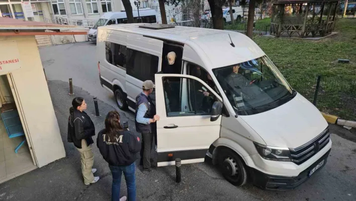 Sarıyer eski Belediye Başkanı Şükrü Genç'in de aralarında bulunduğu 34 şüpheli sağlık kontrolü için hastaneye götürüldü