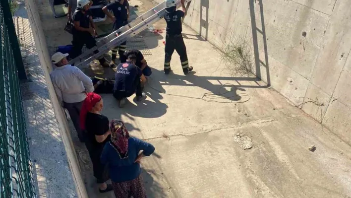 Şarköy'de kontrolden çıkan otomobil dereye uçtu