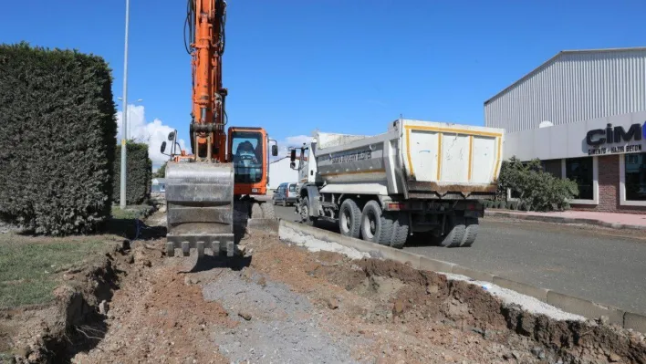 Şehit İlhan Aras Caddesi'nin çehresi değişiyor