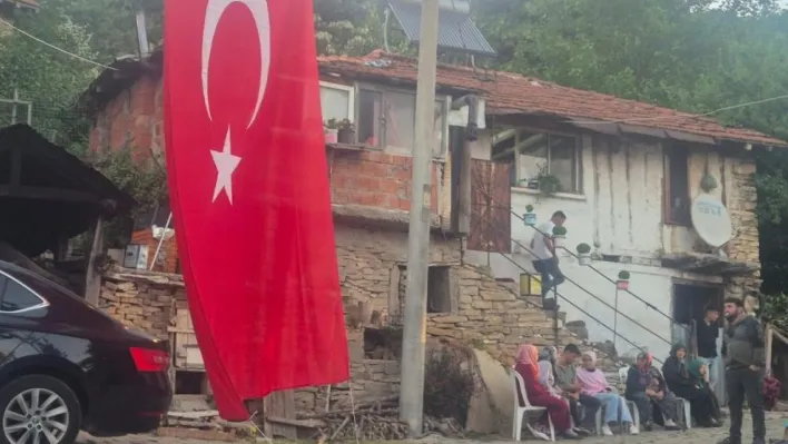 Şehit Sözleşmeli Er Ahmet Kuşak, son yolculuğuna uğurlandı