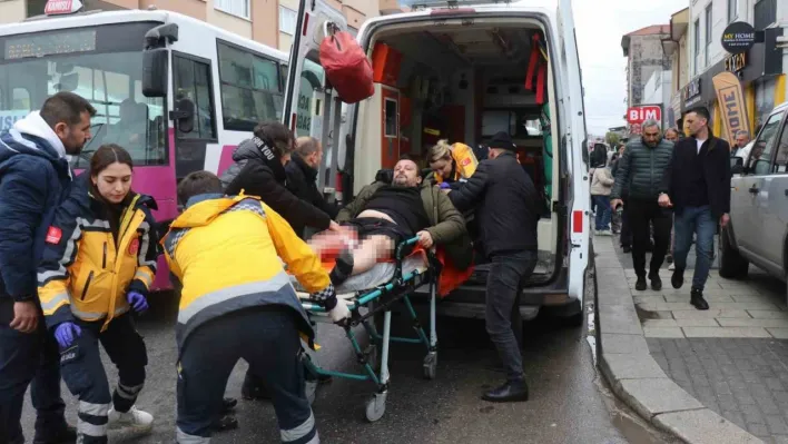 Şehrin göbeğinde silahlı saldırı: Kurşun yağdırıp olay yerinden kaçtı