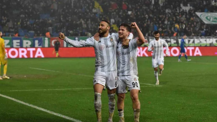 Semih Kılıçsoy'dan son 3 maçta 4 gol, 1 asist