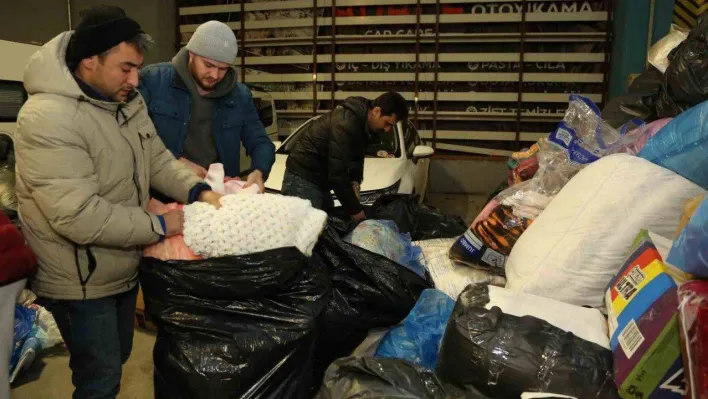 Serdivan Belediyesinden deprem bölgesine yardım