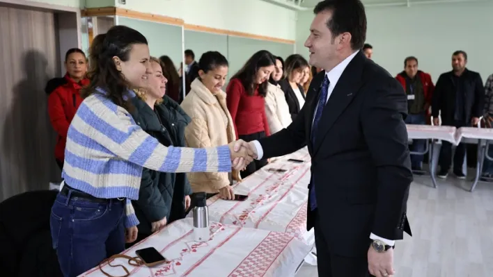 Silivri Belediye Başkanı Bora Balcıoğlu'ndan Öğretmenler Günü Ziyaretleri