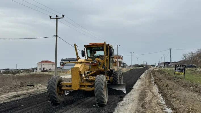 Silivri Belediyesi'nden İlçe Genelinde Yoğun Yol Bakım ve Onarım Mesaisi