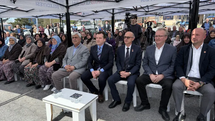 Silivri Belediyesi'nden kadın tarım üreticilerine ücretsiz gübre desteği