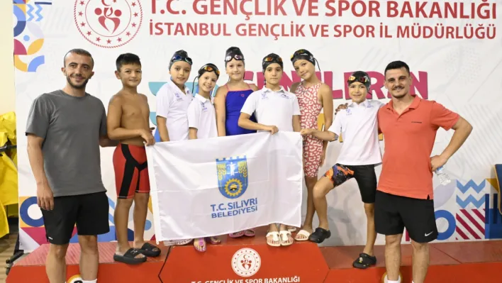 Silivri Belediyesi Spor Kulübü Yüzme Takımı, İstanbul'da 20 Madalya Kazandı