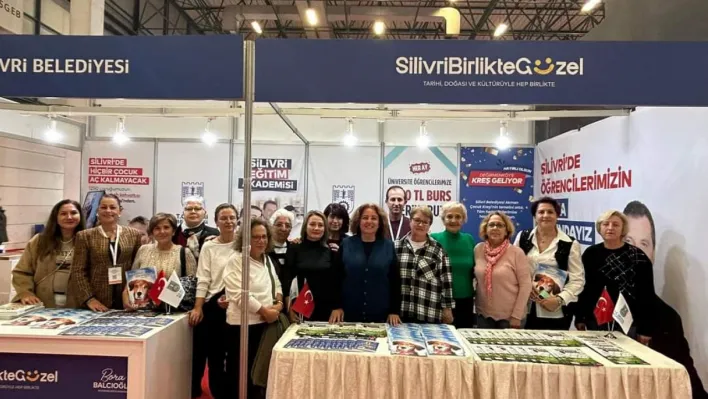 Silivri CHP Kadın Kolları Tüyap Kitap Fuarı'nı Ziyaret Etti